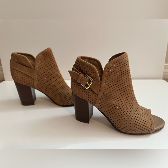 Sam Edelman Easton Perforated Open Toe Bootie (Women) - Picture 5 of 6
